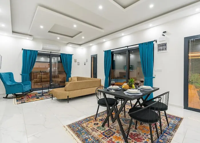 Sarp Kalkan 别墅 *